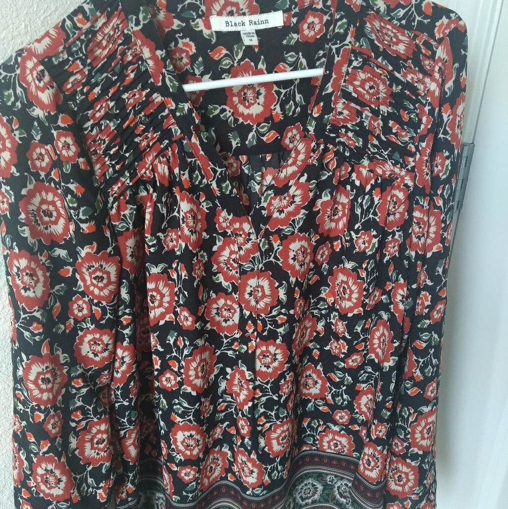 3/4 length top